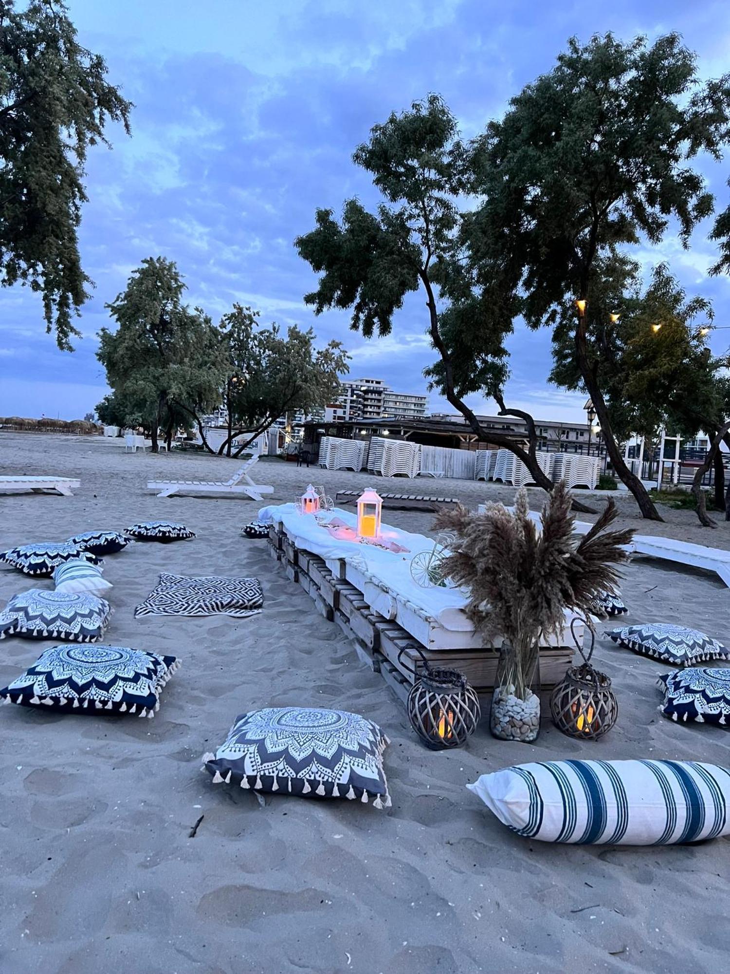 Hotel Manor Нэводари Экстерьер фото